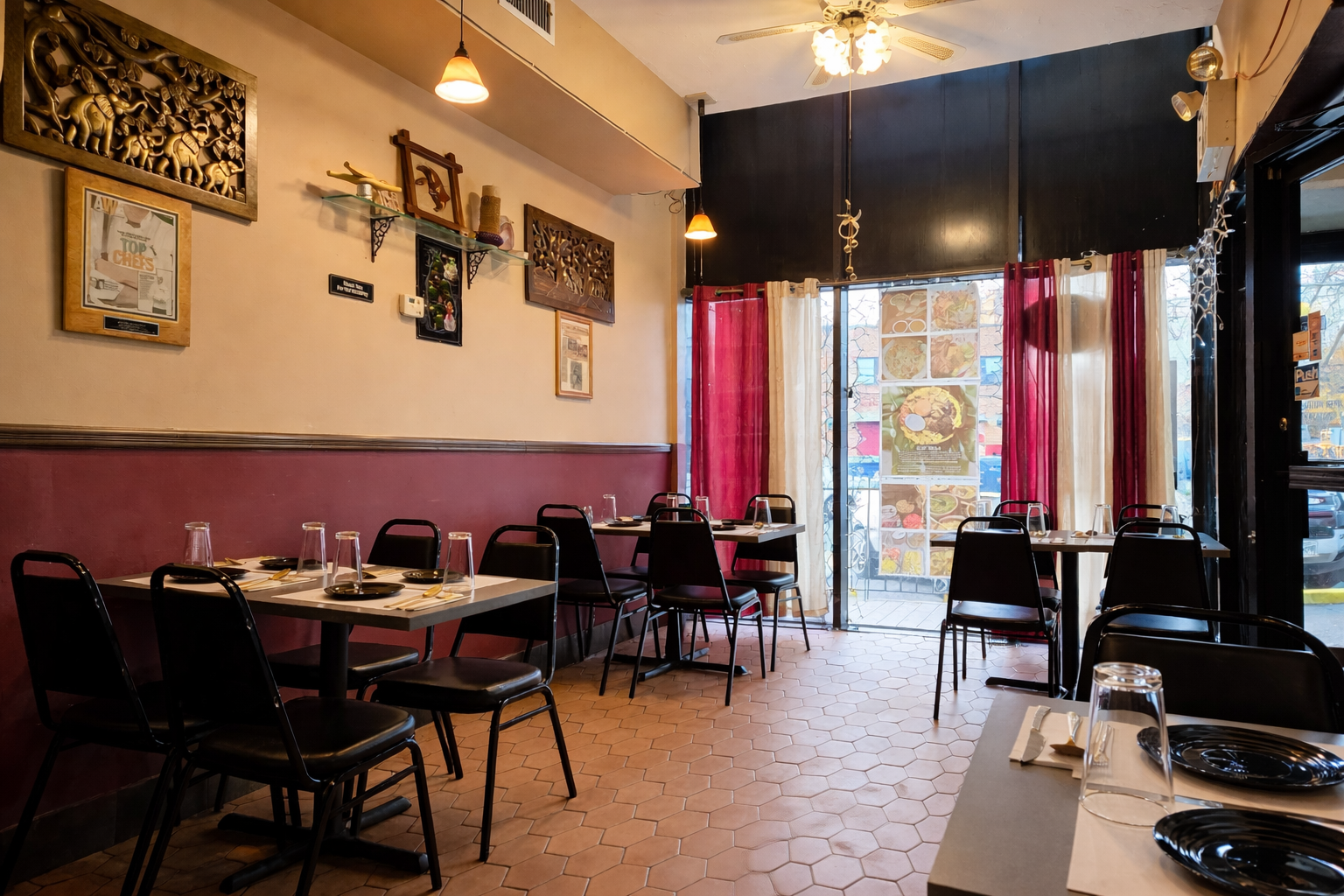 Randiwa Restaurant Interior